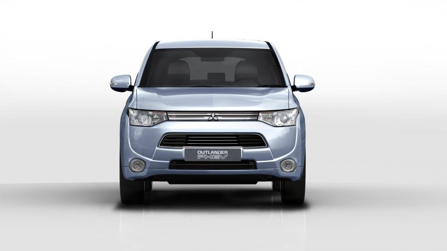  Mitsubishi Outlander PHEV 2012 года  (фото 18 из 48)